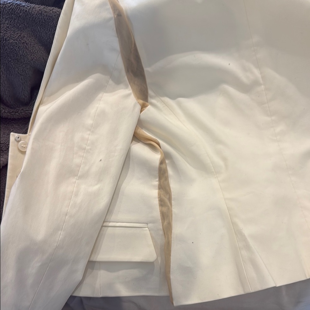 Alexander McQueen Cream Women's Blazer - Picture 5 of 10